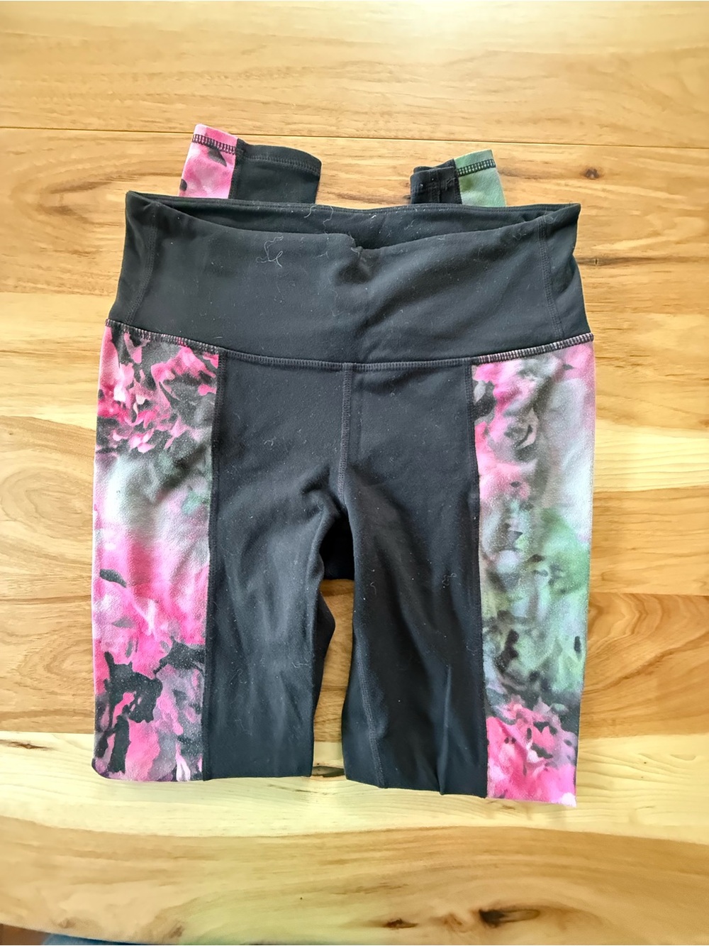 Athleta Women's Black Leggings with Pink & Green Floral Side Panels - Size Small